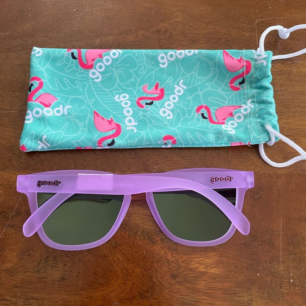 NWOT Unisex Purple Sunglasses with Green Lenses - Picture 7 of 7